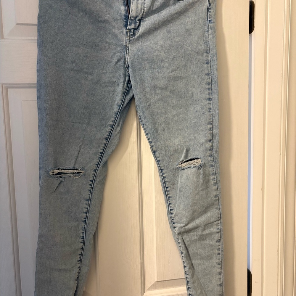 Levi's Light Blue Skinny Jeans